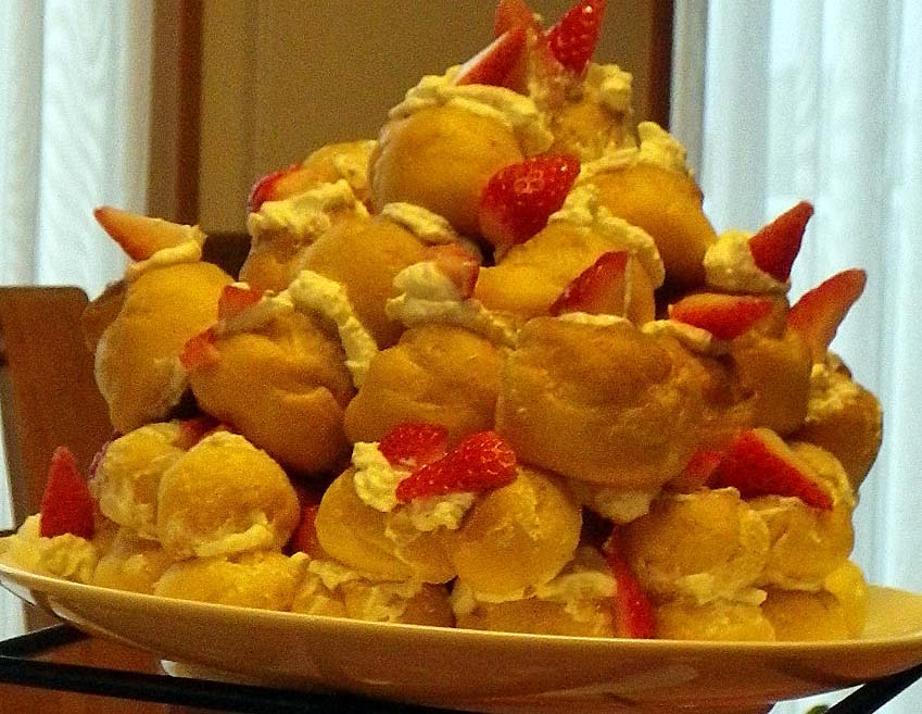 クロカンブッシュ？