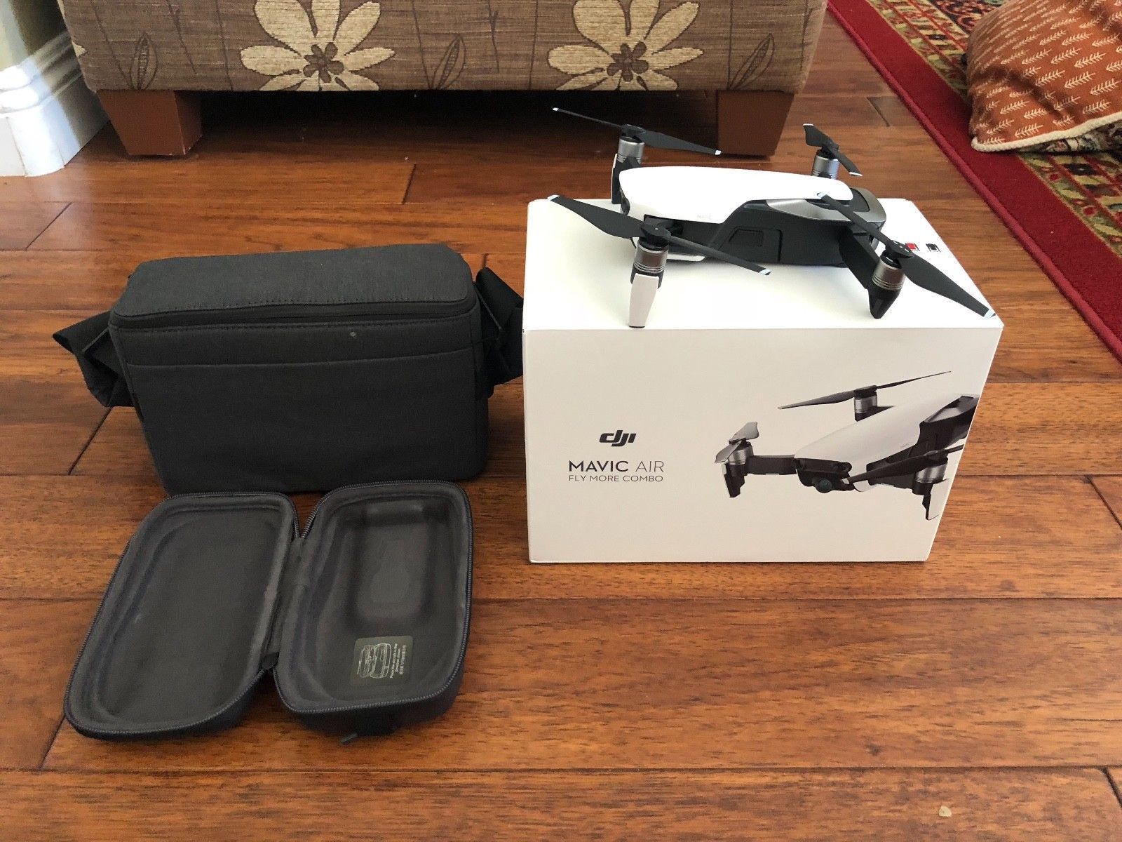 MAVIC AIR FLY MORE COMBO（白） ドローン】DJI Mavic Air Fly More