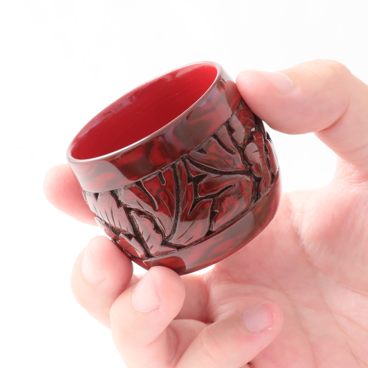 藤井漆工］村上堆朱 ぐい呑 牡丹唐草 研出塗 - 米寿祝いのプレゼント