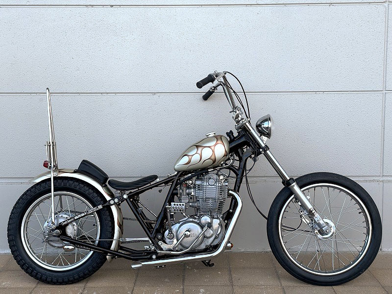 早い者勝ち SR400 SR500 純正タンク 再塗装品 キャブ車用 早い者勝ち