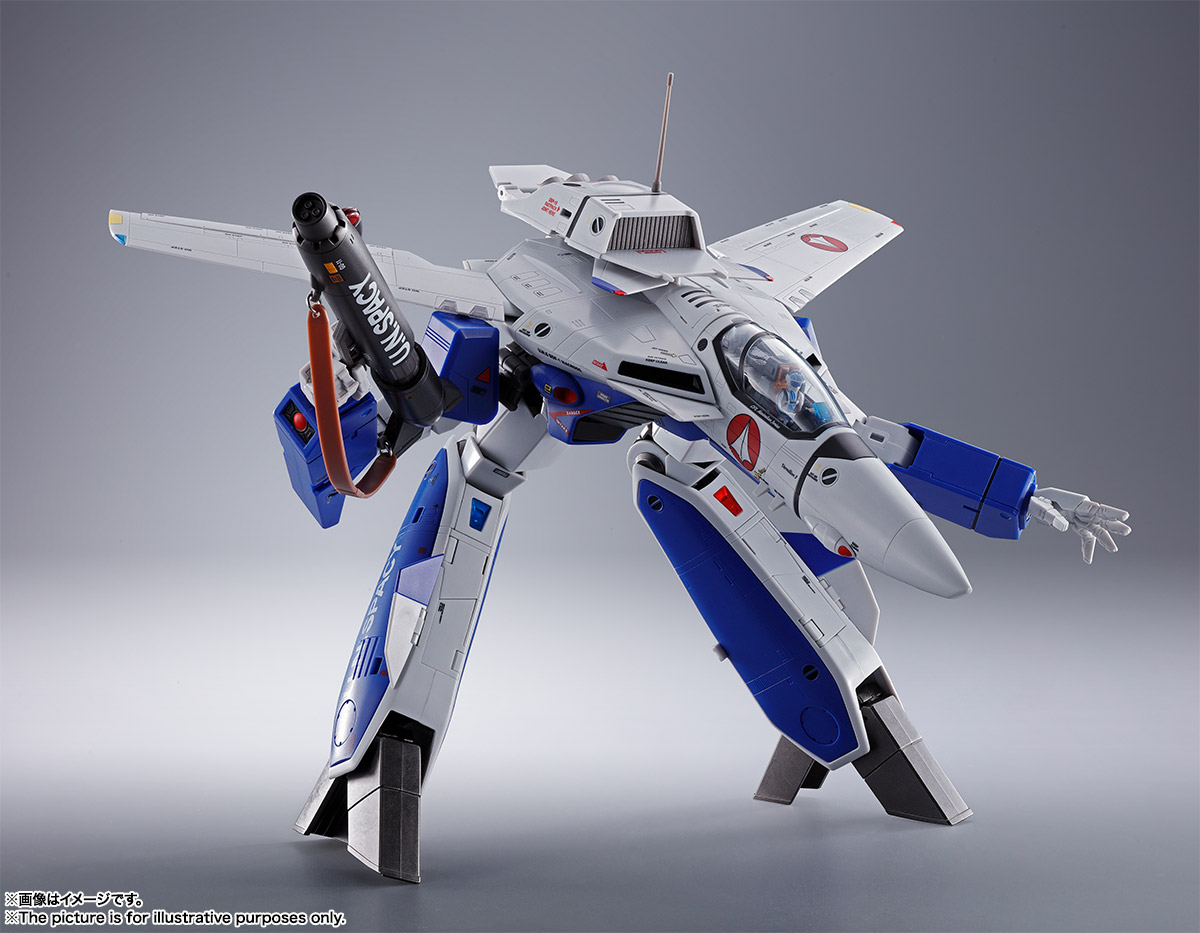 DX超合金 VF-1A VALKYRIE マキシミリアン・ジェニウス専用機 DX超合金