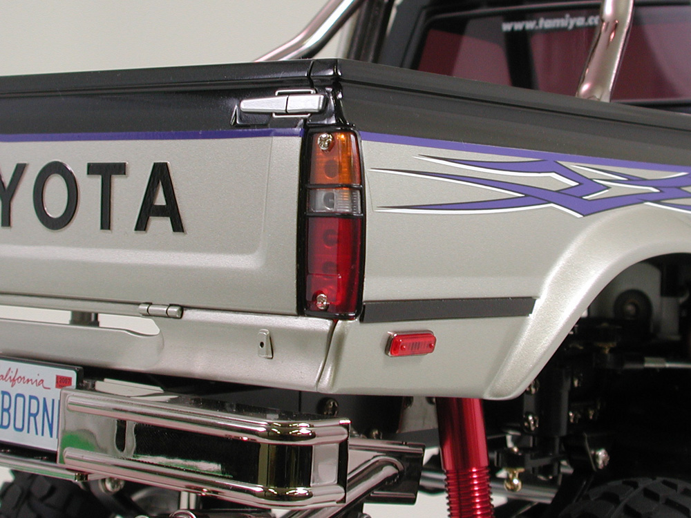 ル*ズ様 タミヤ トヨタハイラックス RCカー バッテリーなし動作未検証