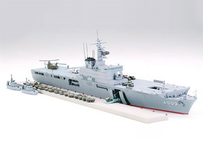 1/700 海上自衛隊輸送艦 LST-4002 しもきた: スケールモデル｜TAMIYA