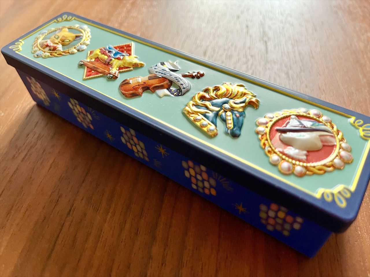 新品未開封 ジブリパーク限定 耳をすませば ビジュー缶 ジブリパーク