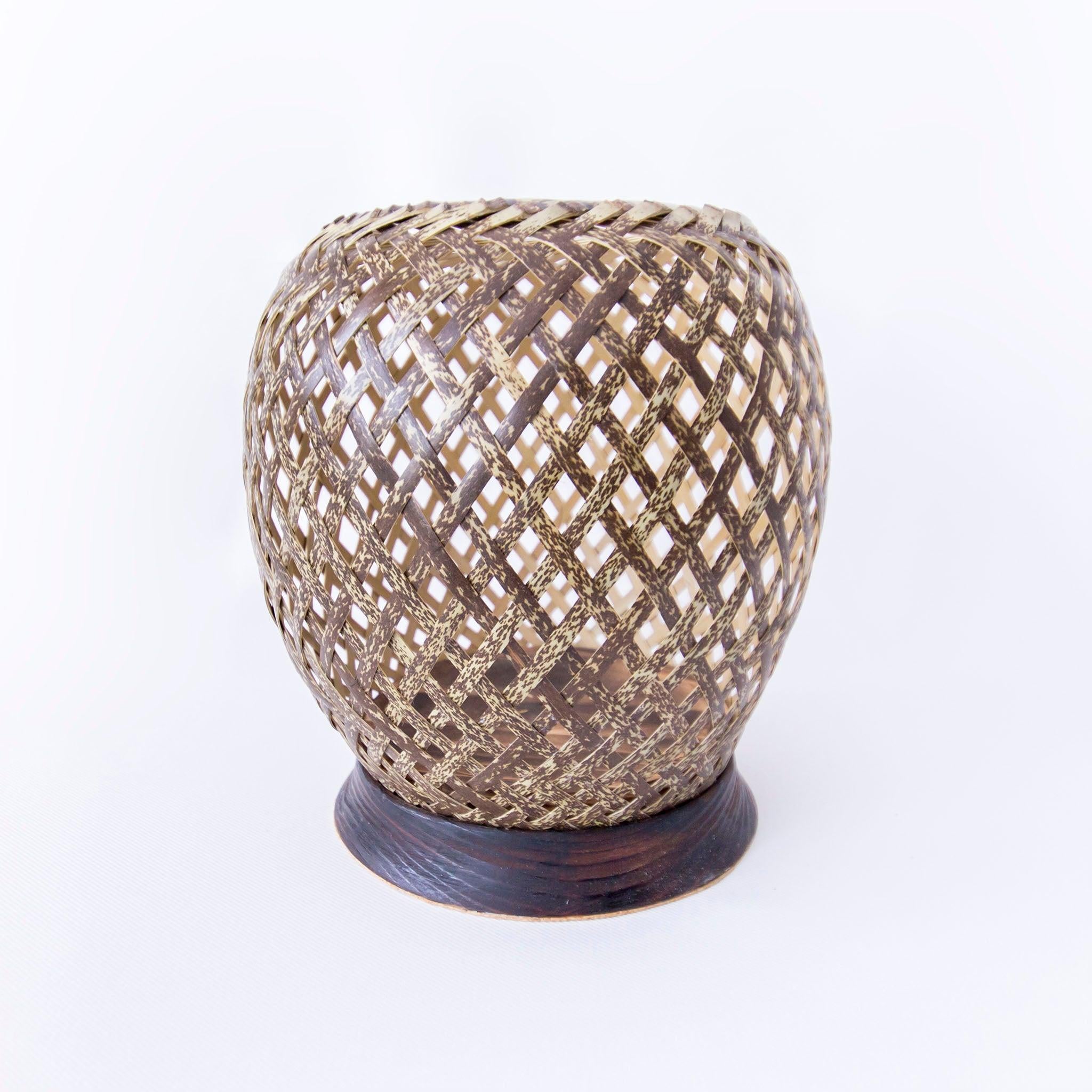 渦紋 | 竹細工 花器 – 竹良 - 竹細工照明 -