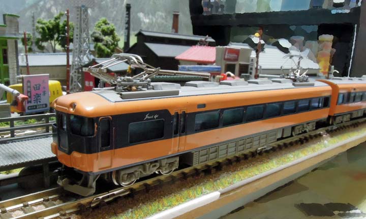 ジャンク箱のN車両と無国籍レイアウトに思うこと: 光山市交通局の