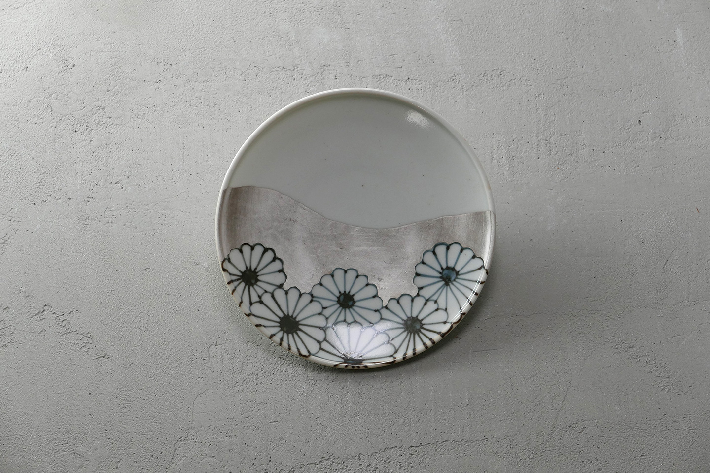 銀製品 菊型皿 約132g MIYAKATSU シルバー SILVER 銀製品 菊型皿 約