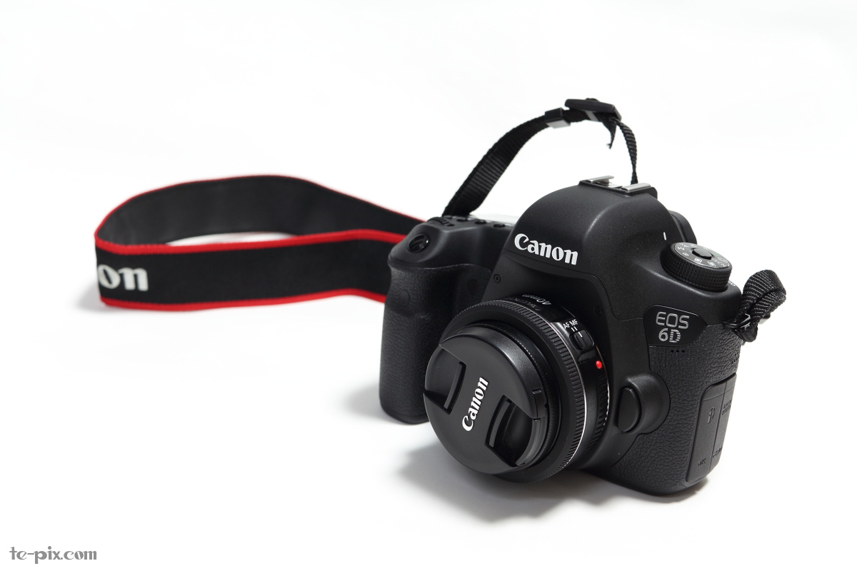 CANON(キャノン) 一眼レフ EOS 6D レンズEF40mm F2.8 CANON(キャノン