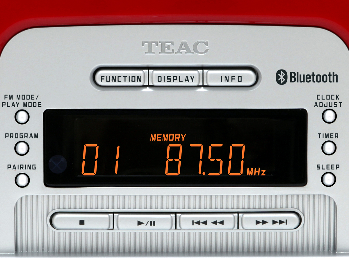 TEAC SL-D930 CDラジカセ レトロ TEAC、レトロなデザインのBluetooth