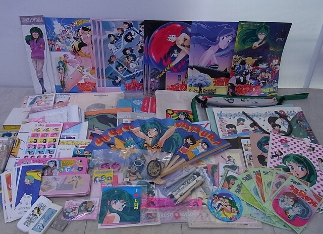 ファッション ②【約300点】アニメグッズ 大量まとめ売り 在庫処分