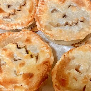 イギリス料理 ソーセージロール Sausage Roll 東京 品川 五反田 THE