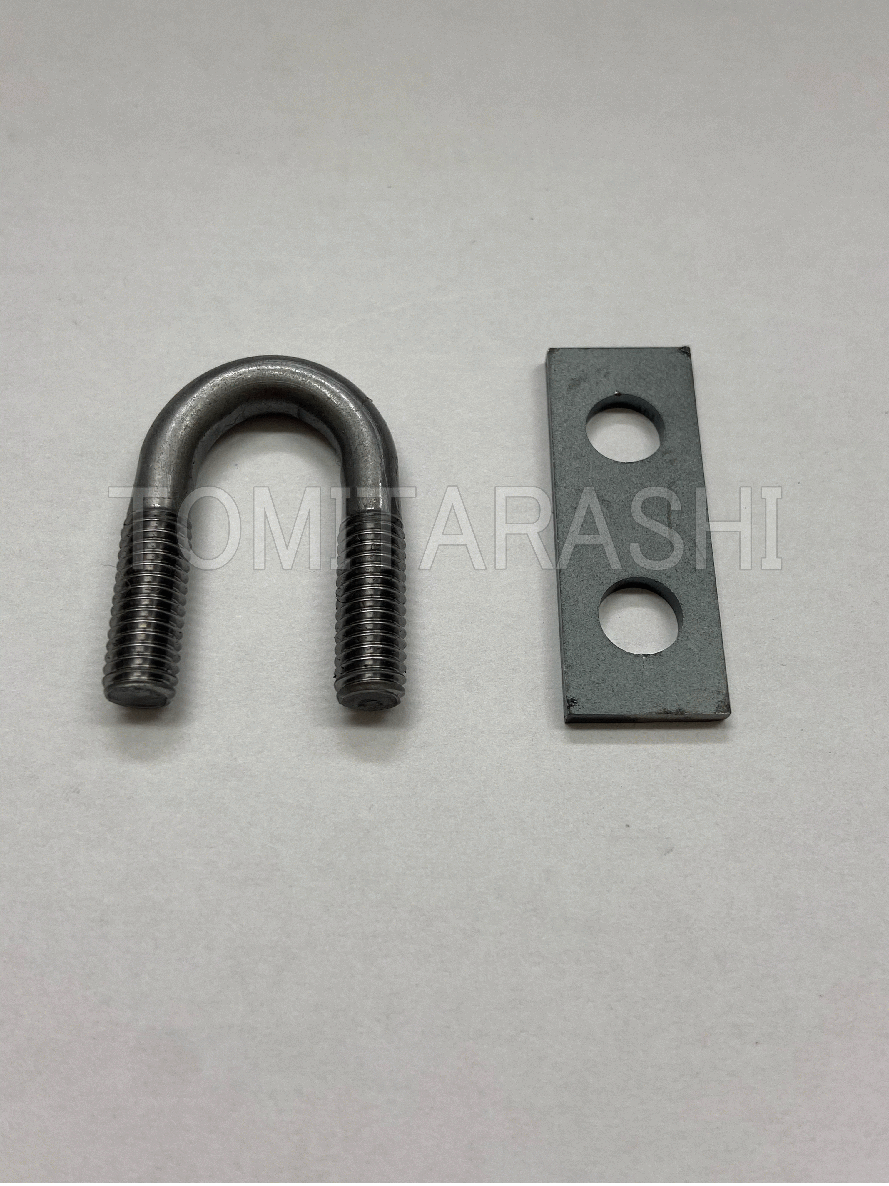 Uボルト（鋼管用・船舶用）配管類の固定に | 富田螺子株式会社