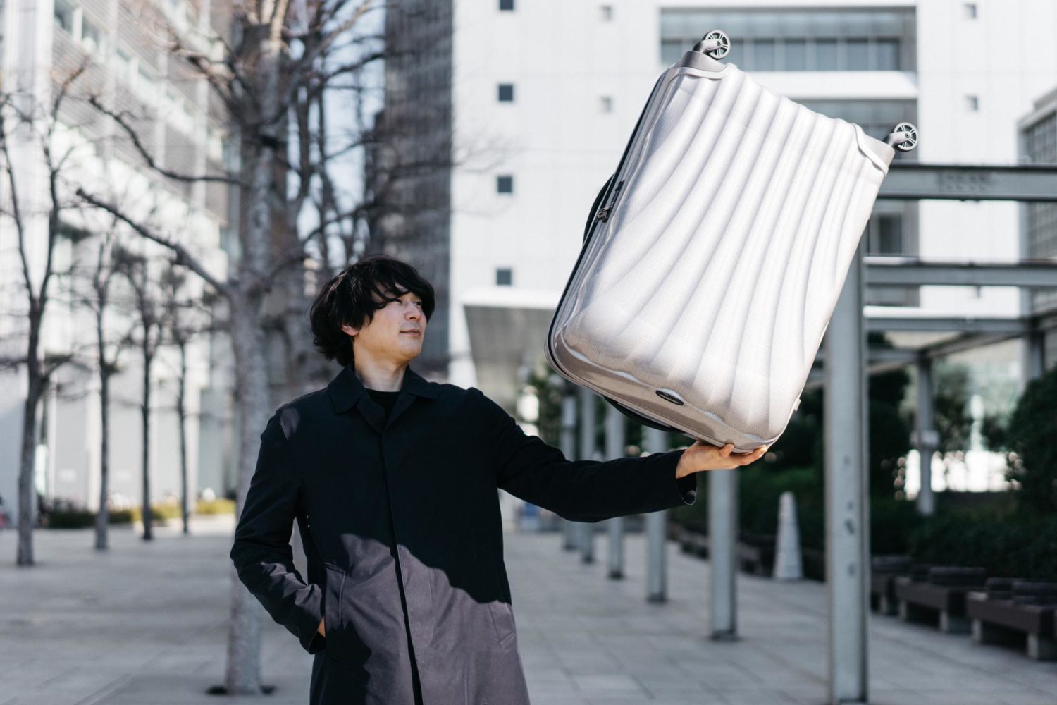 94Lでも超軽量。悩んだ末にサムソナイトのスーツケース『コスモライト