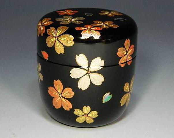 イ162 棗『而妙斎好唐松蒔絵 大棗』『中林香雪 共箱』茶道具 漆塗