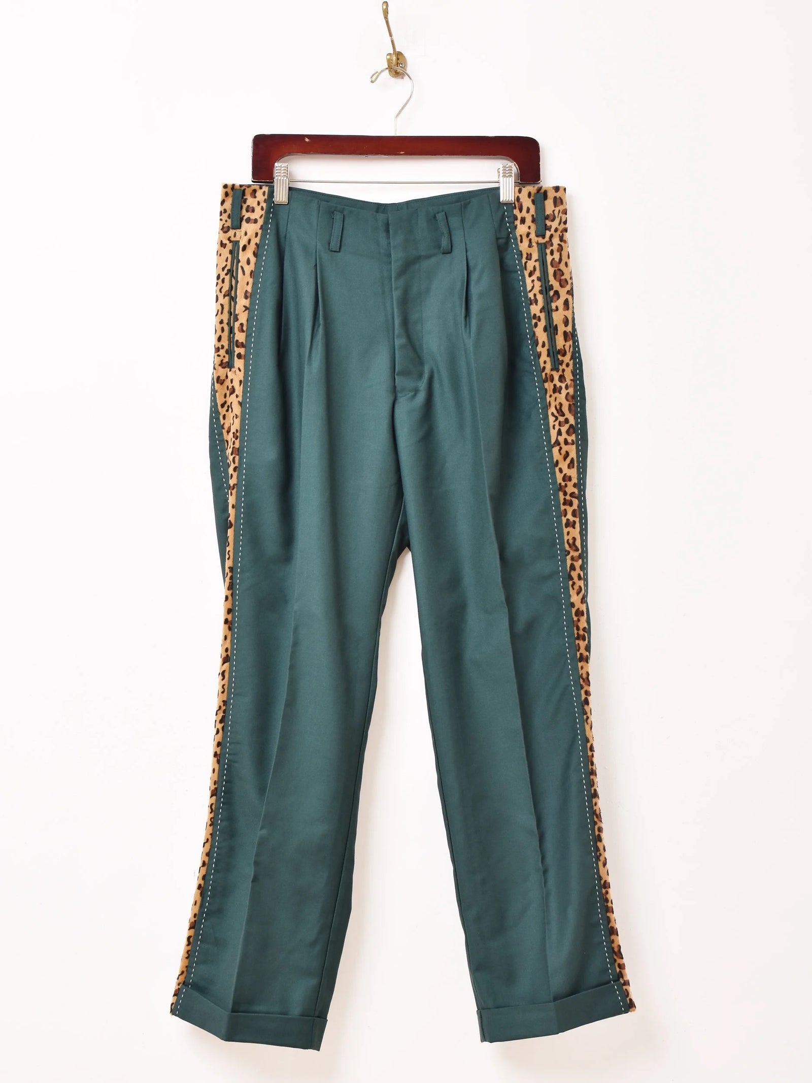 183390896_1600x.jpg?v=1735175235