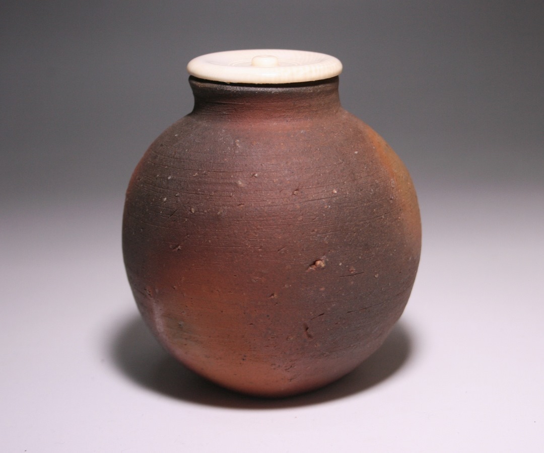 藤原 啓 作 「備前茶入（銘 曙）」 ～備前焼専門卸小売店 川口陶楽苑～