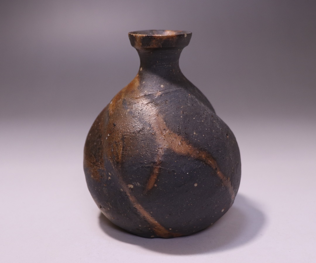 原田拾六 作 「備前火襷徳利」 ～備前焼専門卸小売店 川口陶楽苑～