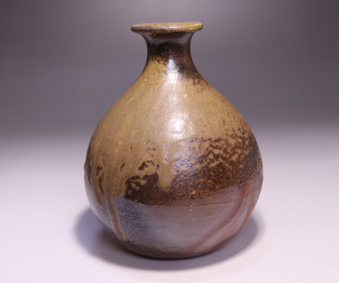 古備前 徳利 壺 第一章より～古備前「徳利」 | 湖都しるべ～MIHO