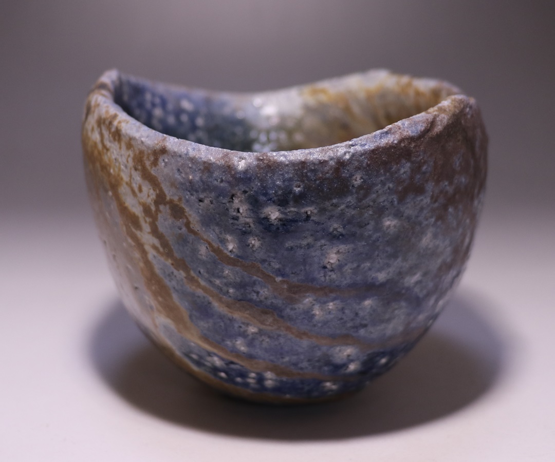 大岩智之 作 「黒茶碗」 ～備前焼専門卸小売店 川口陶楽苑～