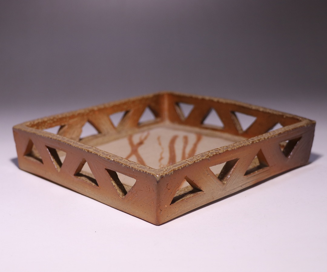 熱海 湖心亭 購入 中国 木製四角容器 金属角付き アンティーク 熱海 湖