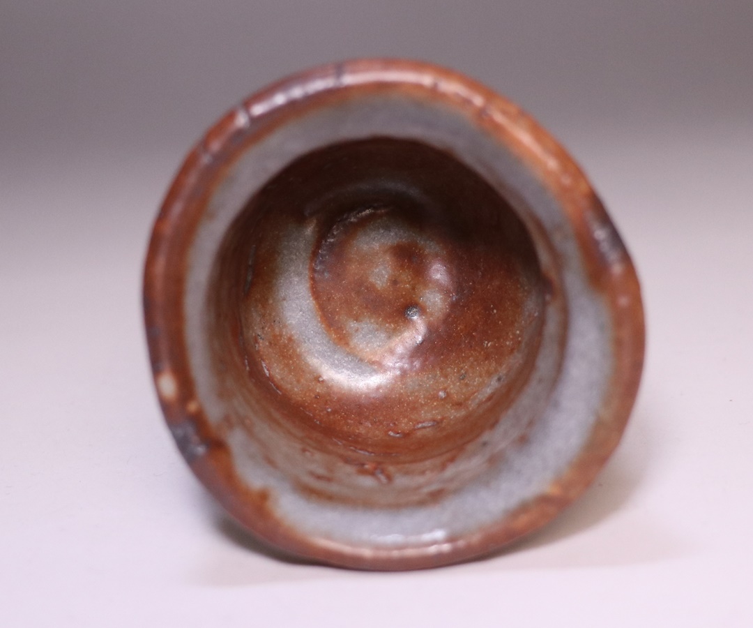 樋口雅之 作 「志野酒呑」 ～備前焼専門卸小売店 川口陶楽苑～