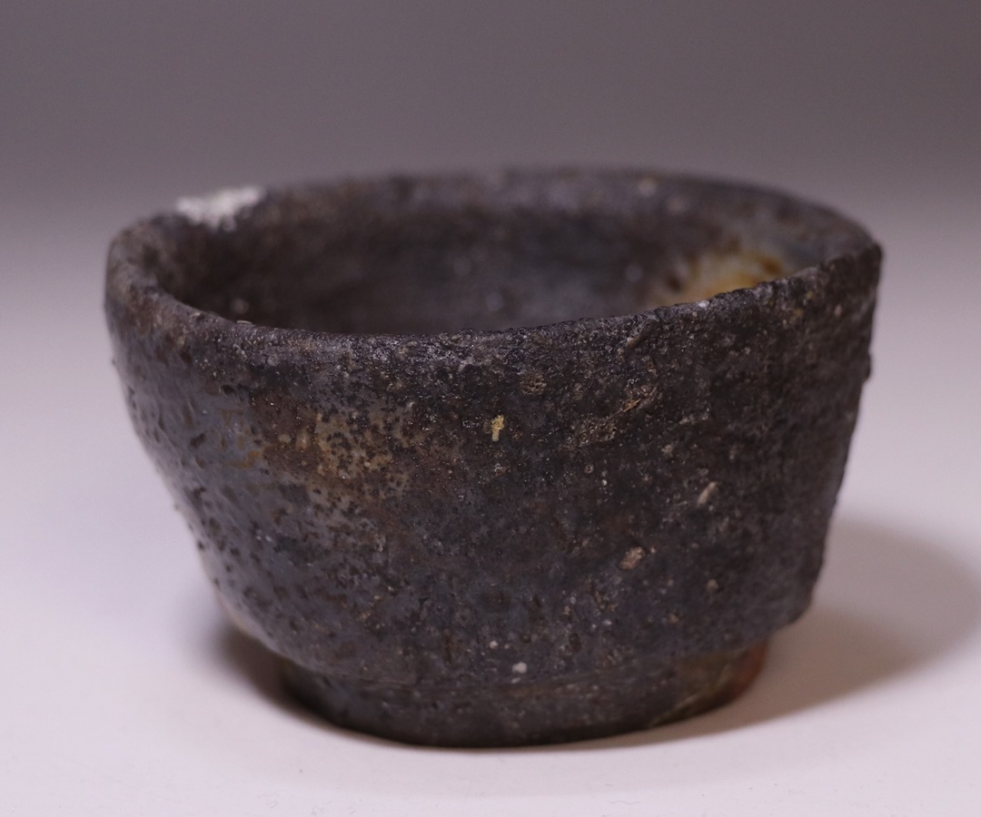 小山末廣 作 「備前窯変盃」 ～備前焼専門卸小売店 川口陶楽苑～