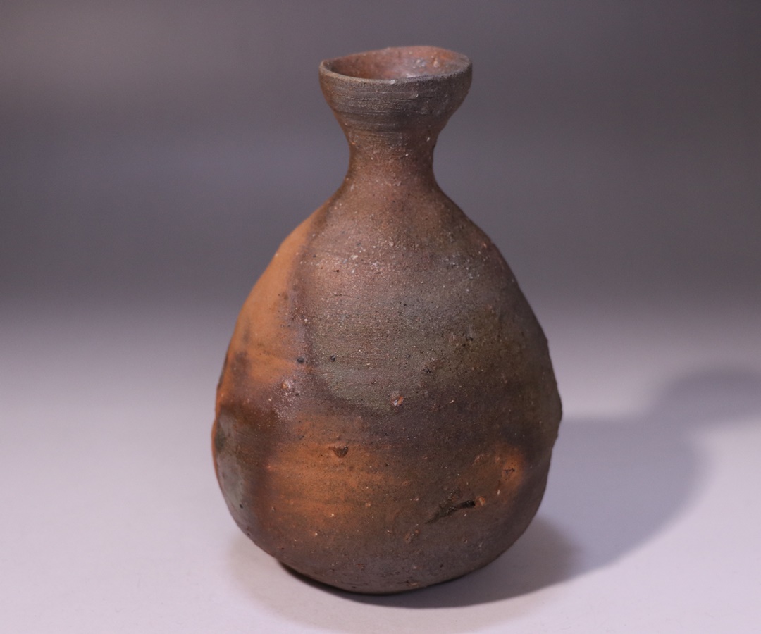 伊部手古備前徳利です 伊部手古備前徳利です 伊部手古備前徳利です