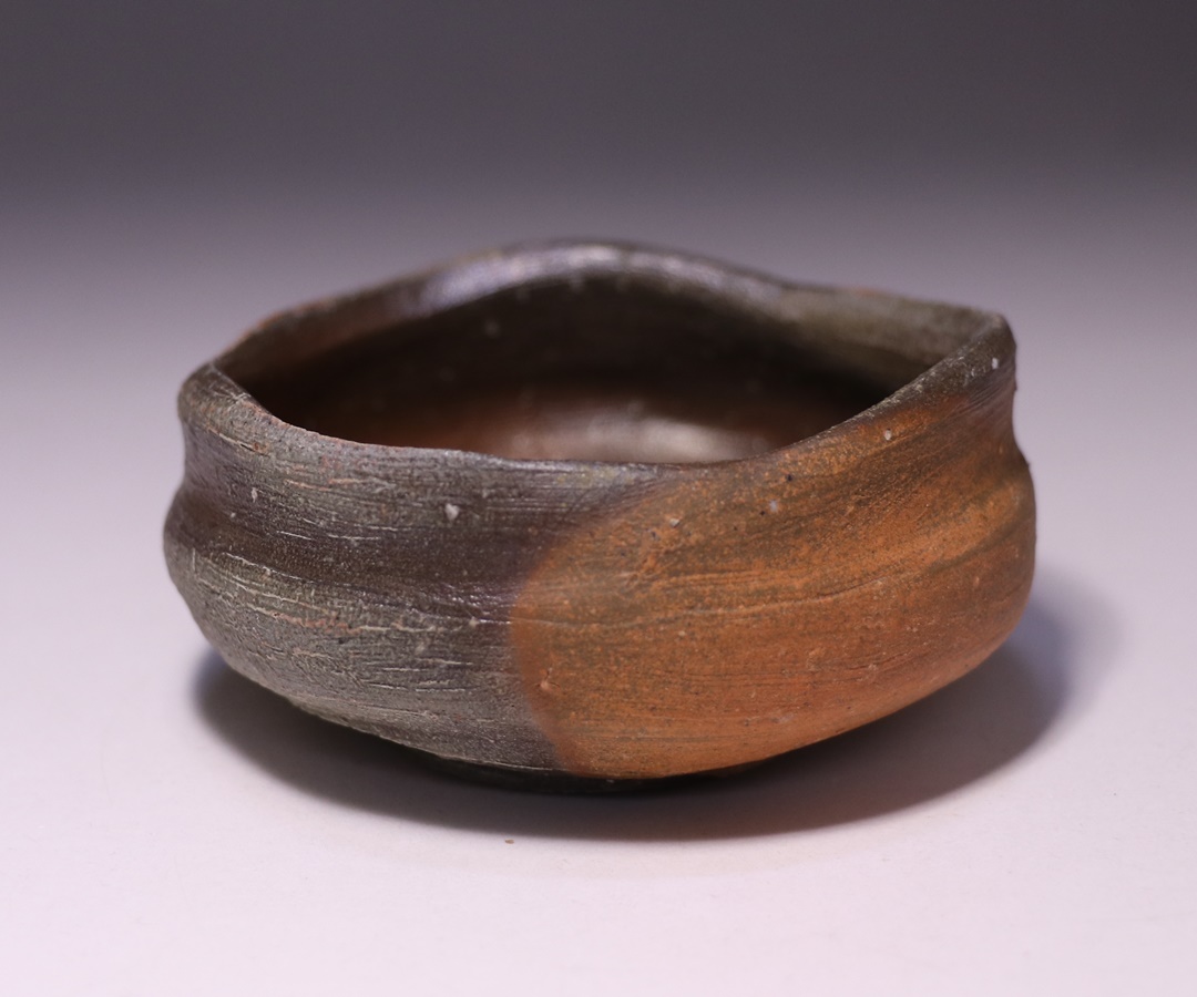 中村和樹 ☆ 備前ぐい呑 ☆ 共箱 共布 栞 ☆ 父： 中村真 / 祖父 : 中村