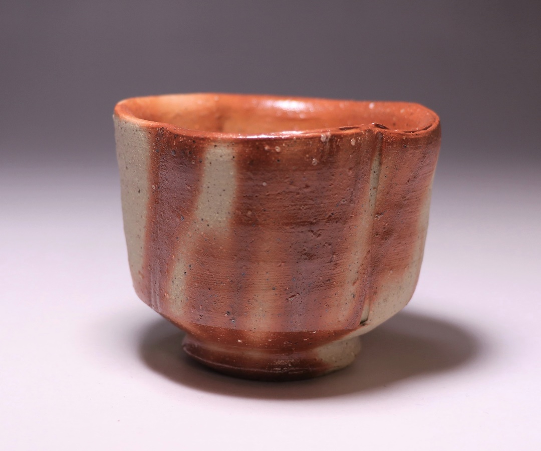 金重潤平 備前酒呑 共箱 共布 栞付き 金重潤平 備前酒呑 共箱 共布 栞付き