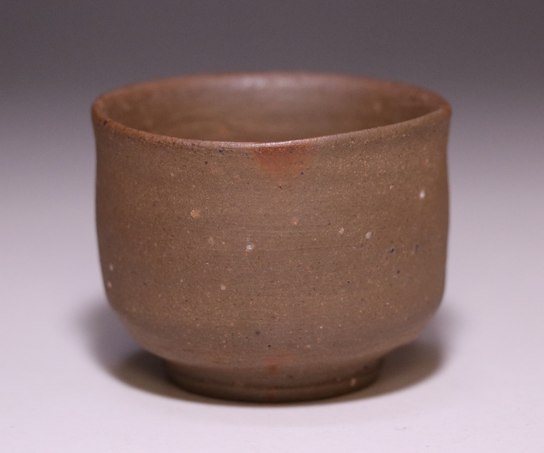 161 金重有邦 ぐい呑 備前焼（共箱あり）岡山県指定重要無形文化財保持