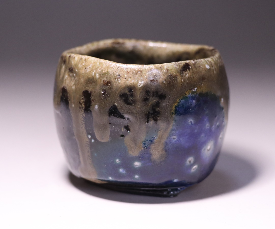 馬場隆志 作 「備前窯変蒼ぐい呑」 ～備前焼専門卸小売店 川口陶楽苑～