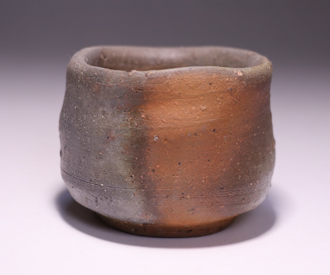 陶芸家 中村六郎 備前 ぐい呑 酒器 酒盃 窯変 共箱 共栞 陶芸家 中村