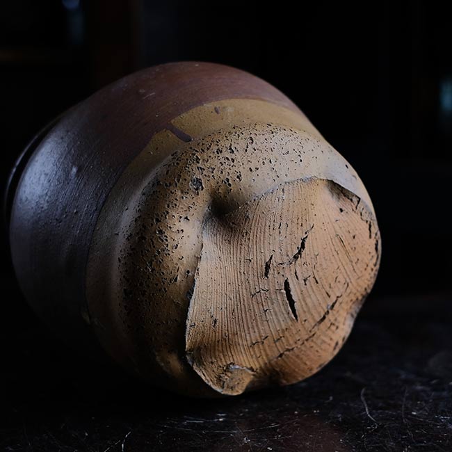 ひしゃげた壺 – zakka store towi