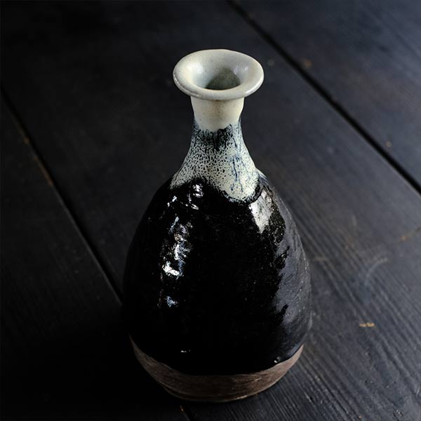 海鼠釉の徳利 – zakka store towi