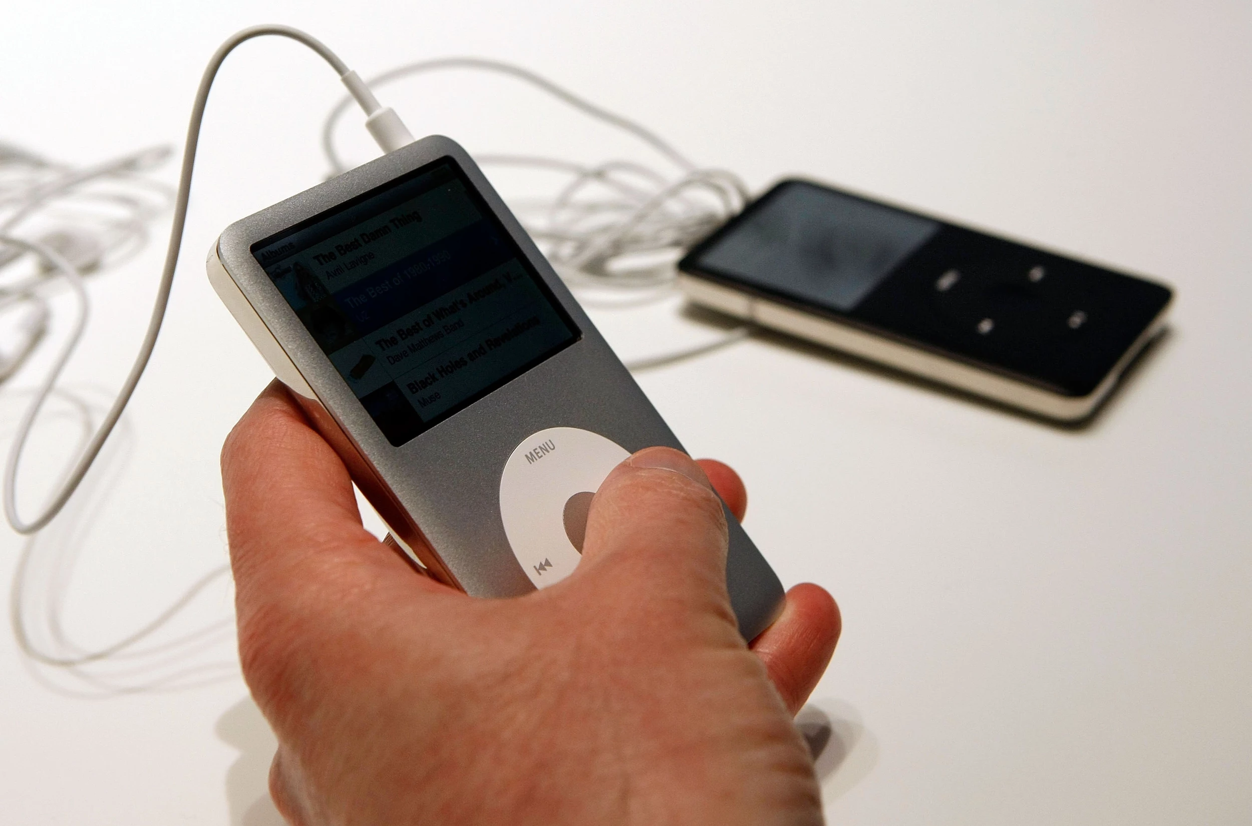 099K09982]Apple iPod Classic 160G ブラック MC297J/A ジャンク品