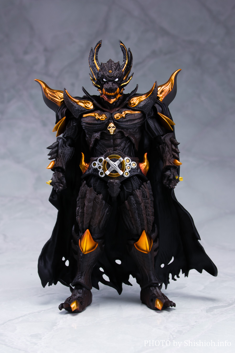 d*9様 真骨彫 暗黒騎士キバ figuarts 牙狼 フィギュアーツ レビュー】
