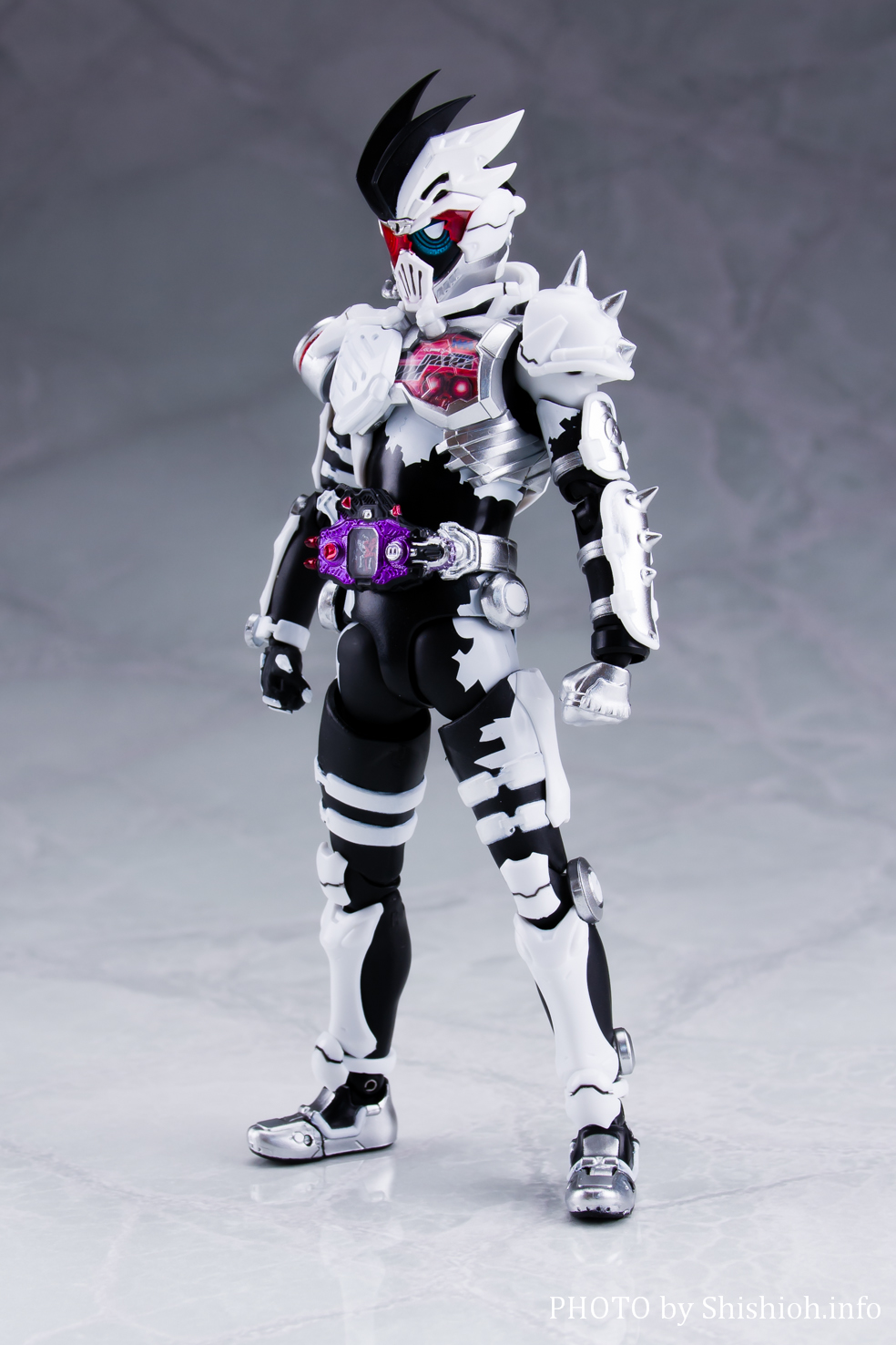 S.H.Figuarts仮面ライダーゲンム ゾンビアクションゲーマーレベルX-0