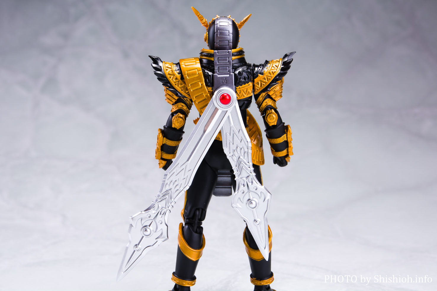 フィギュアーツ 仮面ライダー オーマジオウ 仮面ライダージオウ』S.H.
