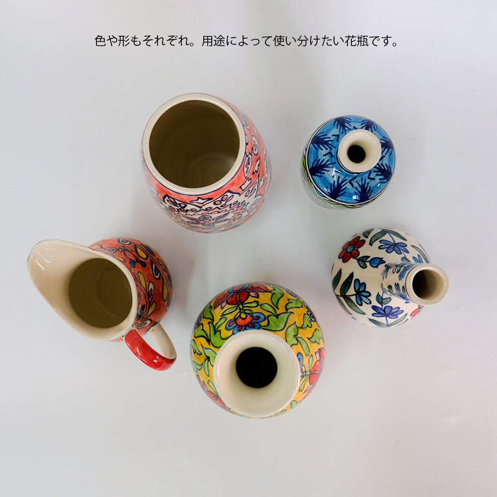 インド製アンティーク花瓶。熟練職人による純手作りで、卓越した技法が