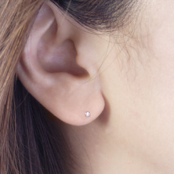 楽天市場】4月誕生石 ダイヤモンド0.01ct スタッド ピアス K18ピンク