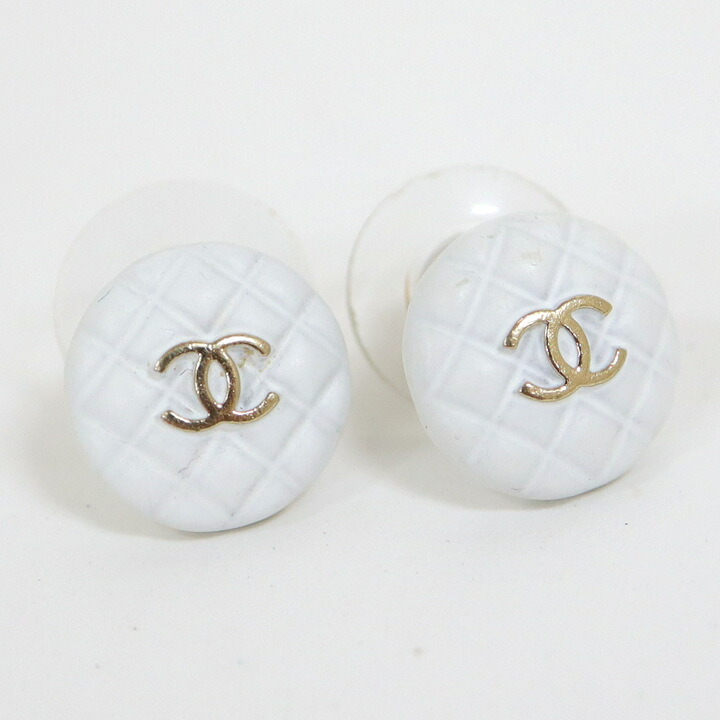 CHANEL】シャネル ココマーク マトラッセ ピアス ホワイト A19C /md16039tg