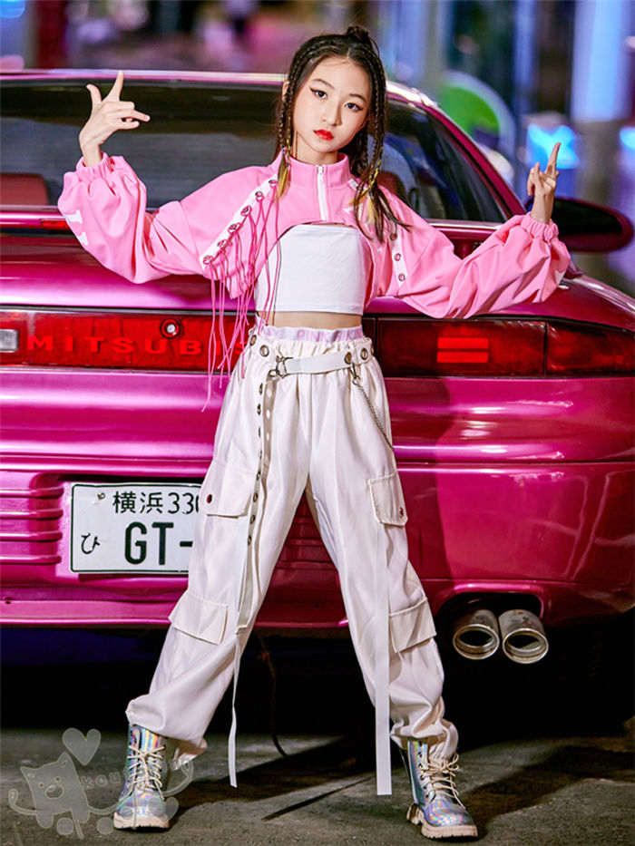 カラ－ちゃん専用』ピンクと白のTシャツ❣️スポーツ♡♡ カラ－ちゃん