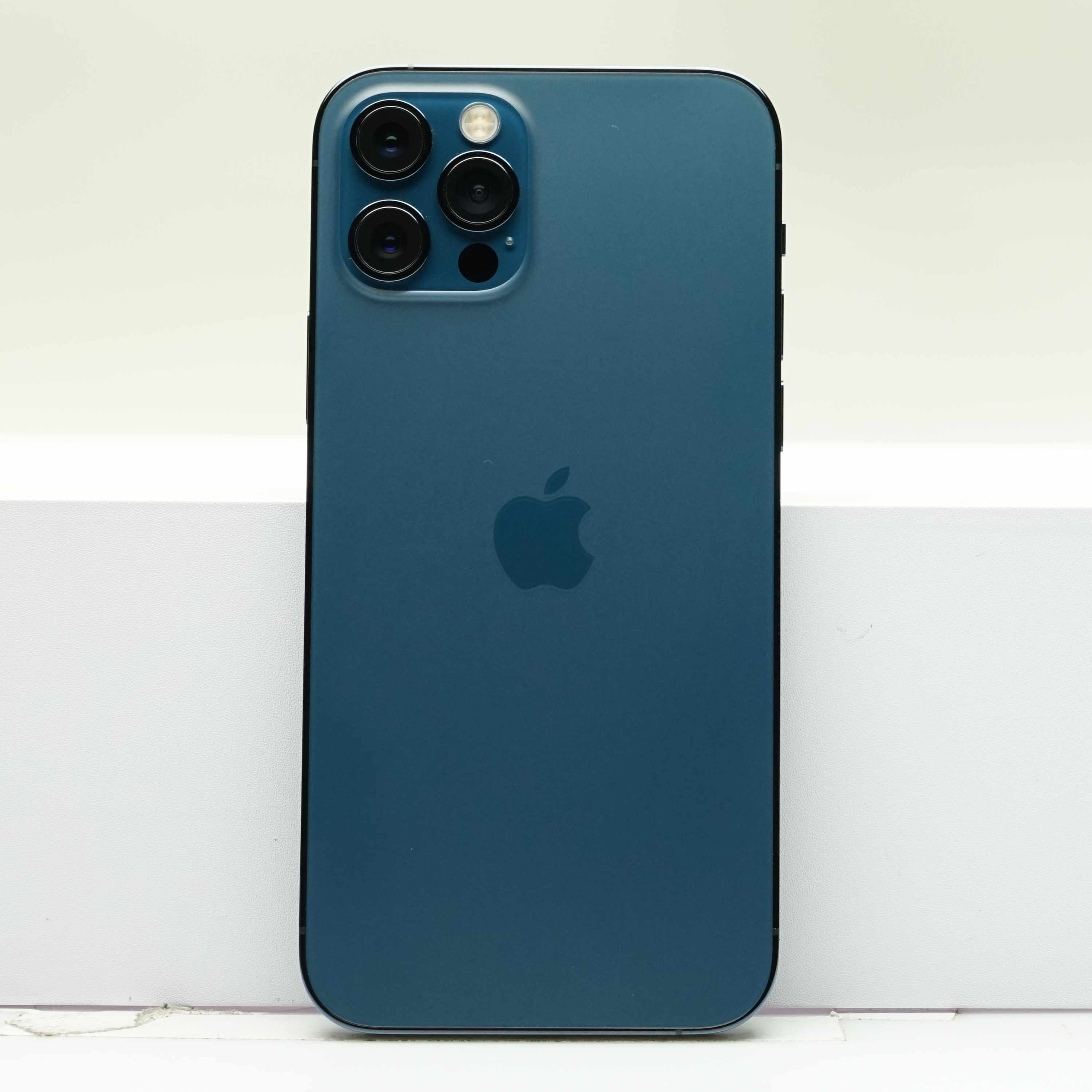iPhone 12 Pro 128㎇パシフィックブルー 卸売 スマートフォン本体