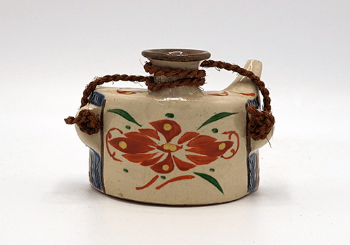 壺屋焼とは | 壺屋陶器事業協同組合