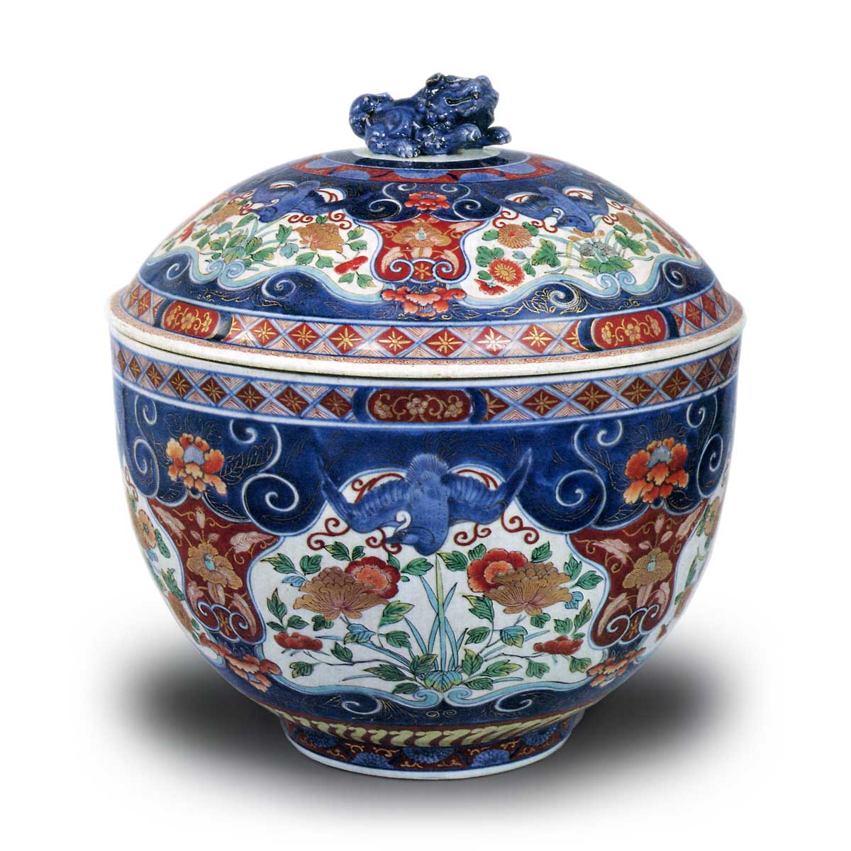 色絵牡丹菊鳥文獅手妊深鉢 | 鶴田 純久の章 お話