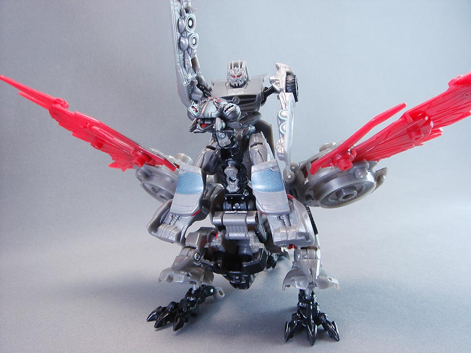 レビュー：TFダークサイドムーン サイバーバース サウンドウェーブ: 超