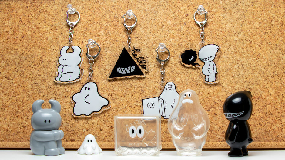 ACRYLIC KEYRING (RANDOM) / アクリルキーホルダー (ランダム)｜UAMOU