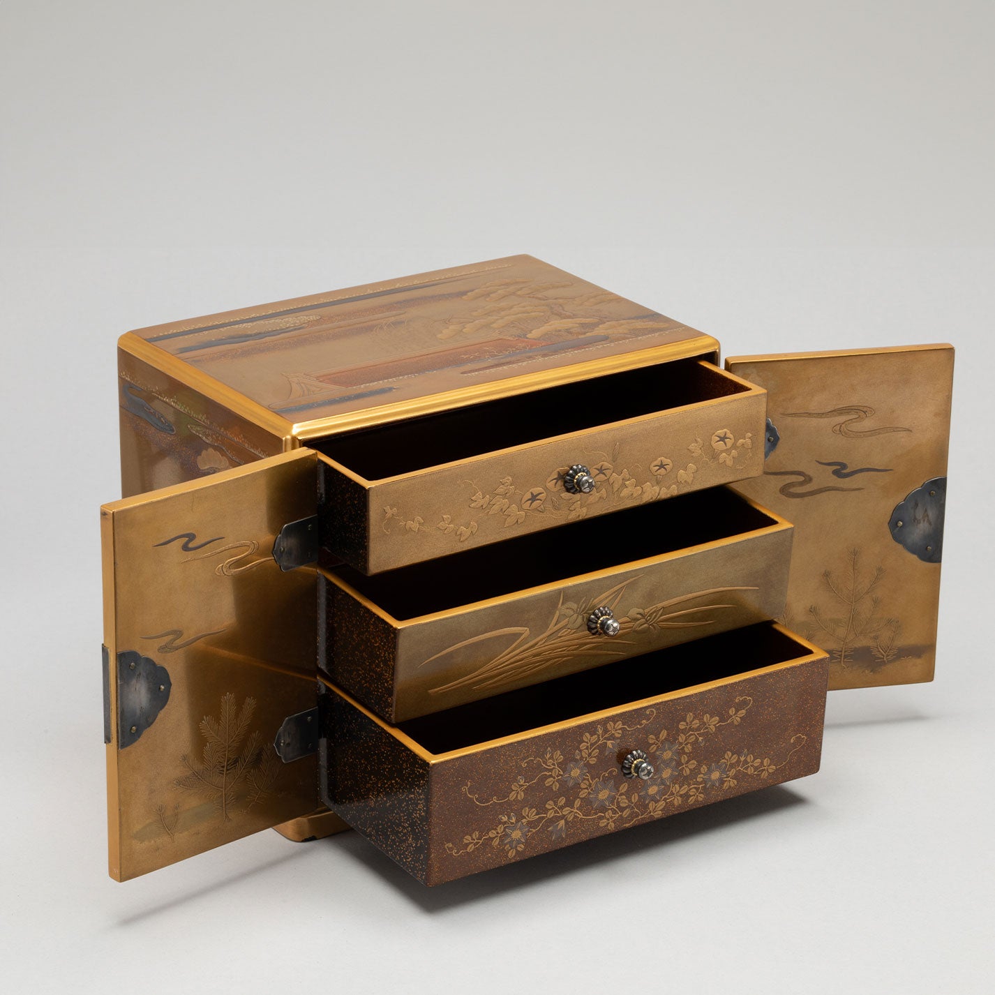 初音蒔絵香箪笥 – Uni-art Gallery