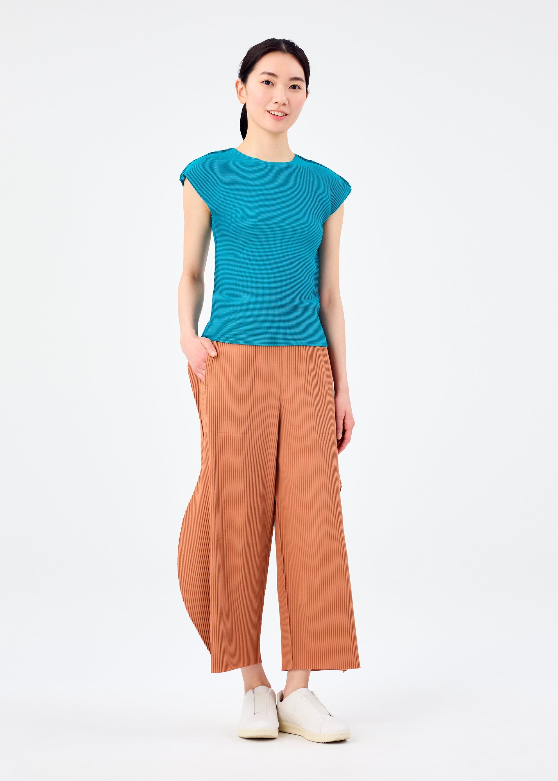 イッセイミヤケme 太プリーツ ガウチョ 楽天市場】ガウチョパンツ