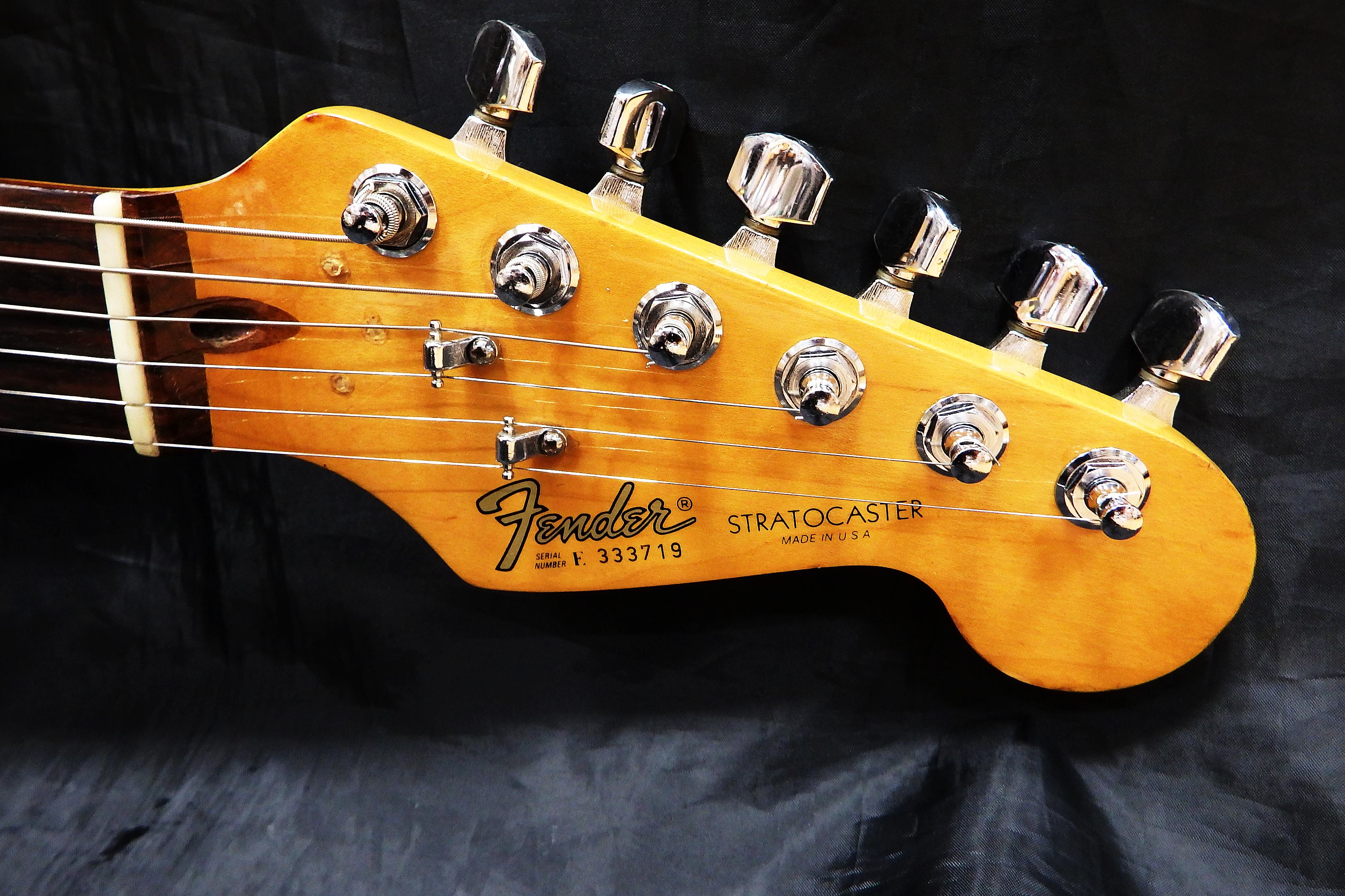 ゆうてつこ]Fender USA ストラトキャスター ※PUはリンディー ゆうて